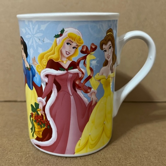 Disney Princesses Winter Mug - Picture 2 of 7